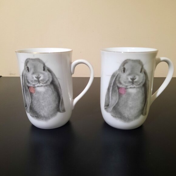 Otagiri - Vintage Mug Pair - Gray Rabbit gold trim - Picture 1 of 5